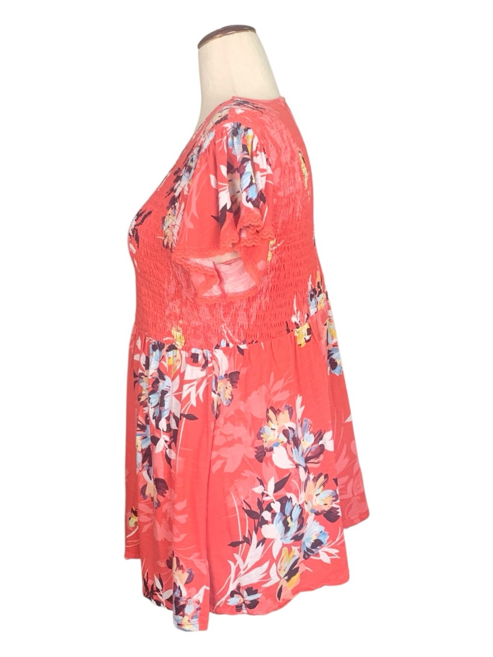 Torrid Coral Red Floral Smocked Babydoll Top Flutter Sleeves Cottagecore Large 2 - Picture 3 of 11